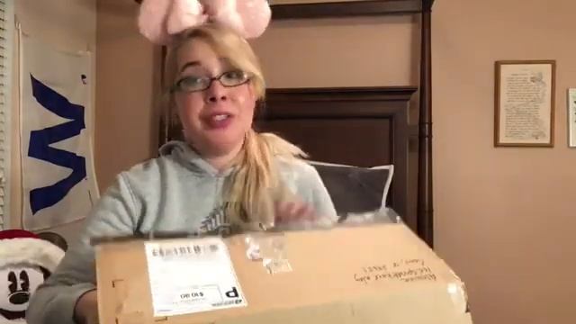 Magic Mail From Disney YouTubers смотреть онлайн