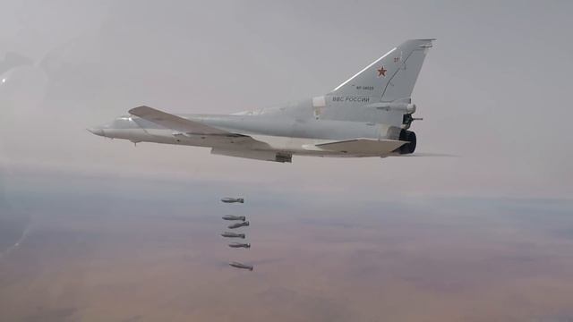 Удары ВКС РФ по объектам террористов в Сирии смотреть онлайн
