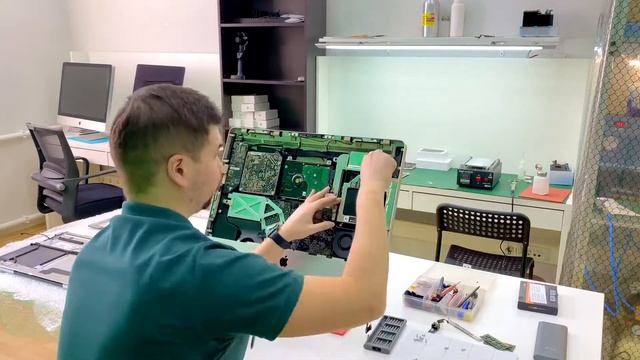 Апгрейд iMac A1224, A1225, A1311, A1312, A1347 SATA (Late 2009 - Late 2011) смотреть онлайн