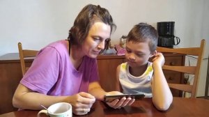 мультик Как Маша поссорилась с подушкой