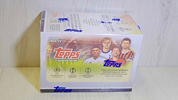 Topps UEFA Club Competitions 2024-2025 - открываем 1 бокс #4