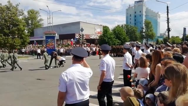 Победобесие. Дети падают в обморок. смотреть онлайн