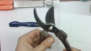 Заточка и регулировка садового секатора. Не режет секатор -что нужно сделать.