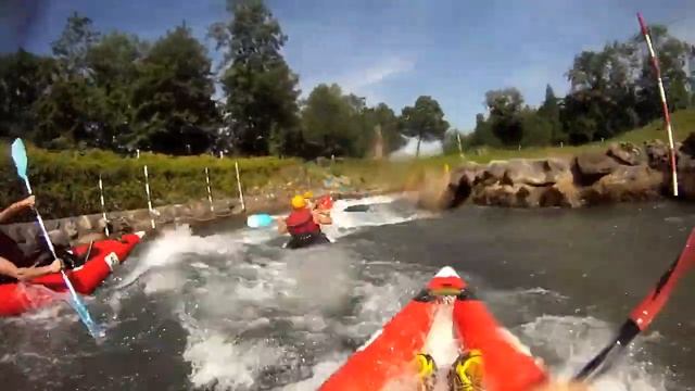 PAU CROSS TRIATHLON / Teaser épreuve kayak смотреть онлайн