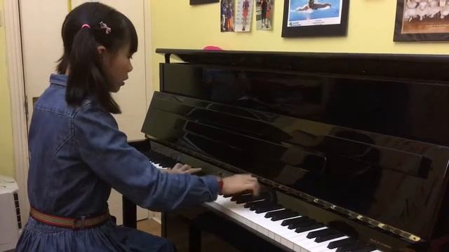 Ai Lin Sun plays “Black Eyes” piano смотреть онлайн