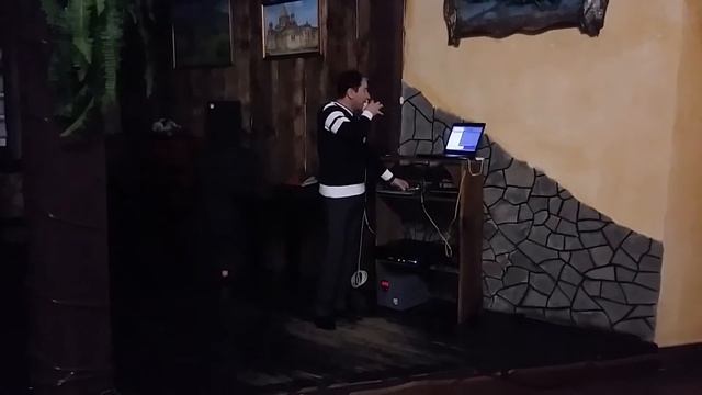 Эдо Кольчугино:урах ергер(Urax Erqer)