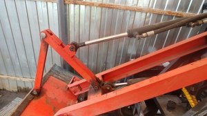 самодельный мини погрузчик , выворот ковша