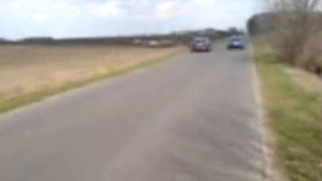 BMW 325 vs. Vectra 2.5 Ozorków.3gp смотреть онлайн