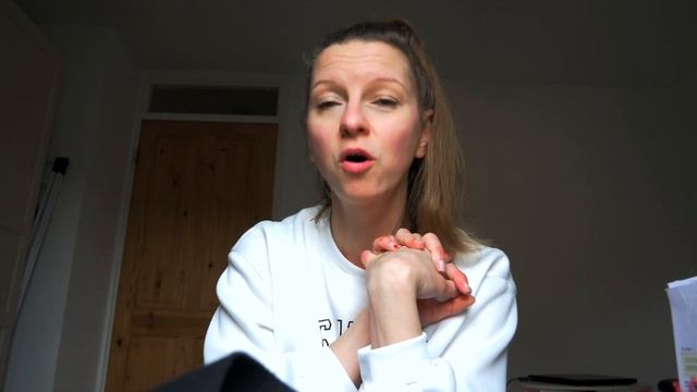 Co u mnie? Nie dobrze… PUCHNĘ CORAZ BARDZIEJ! смотреть онлайн