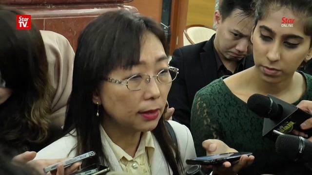 “We don’t like to retaliate but…,” Teresa Kok on EU’s palm oil ban смотреть онлайн