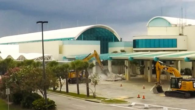 Port Canaveral Cruise Terminal 10 - Demo Day, H. J. High Construction смотреть онлайн