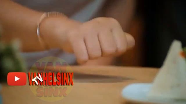 Meme Desaku Salah Bahan Racikan смотреть онлайн