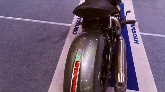 2023 Hyosung GV300 in-depth Walkaround смотреть онлайн