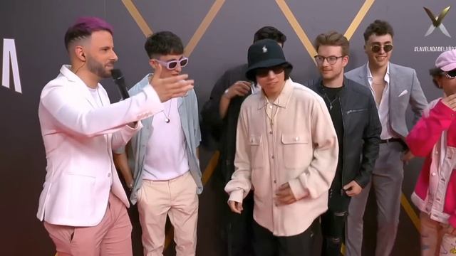 Todos los streamers en la alfombra roja de LA VELADA DEL AÑO 2! 🥊👀 смотреть онлайн