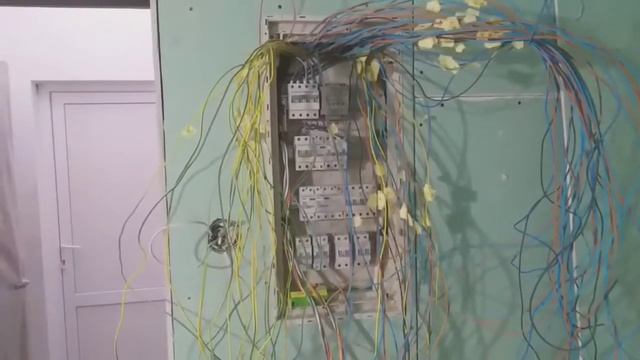 Сборка электрощита для частного дома // только на трезвую голову смотреть онлайн