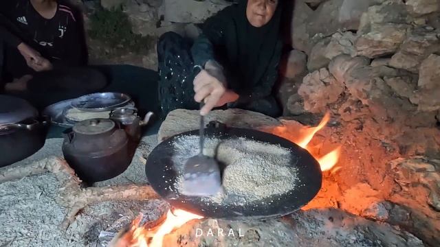 A pleasant night with Amir and his family: life in the caves of Iran смотреть онлайн