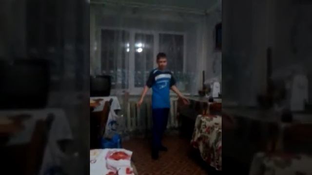 Ем горчицу . смотреть онлайн