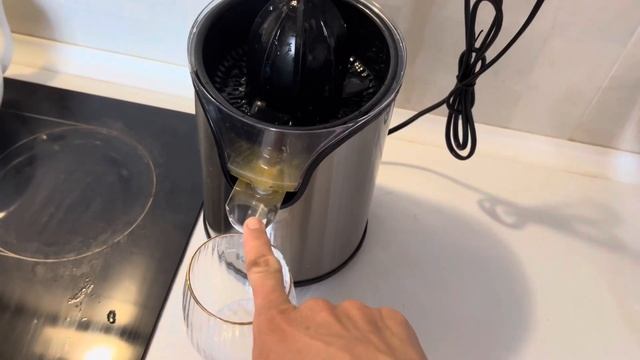 Цитрусовая соковыжималка kitfort KT-1119 смотреть онлайн