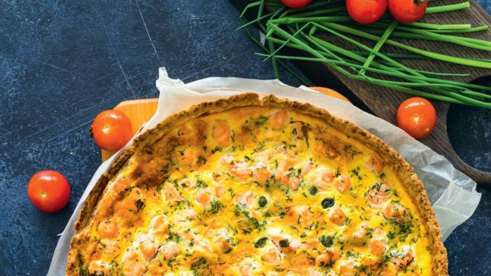 Открытый пирог с рыбой: идеальный обед или ужин для всей семьи смотреть онлайн