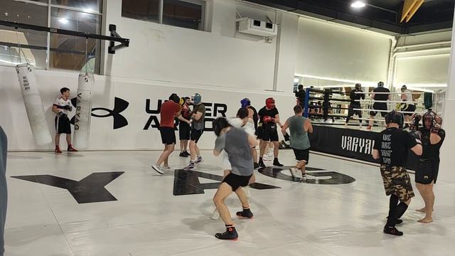Varyag Fight Gym (Митино). Бокс 17.03.2025 #2 смотреть онлайн