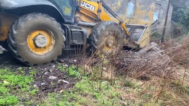 Работа трактора JCB✔️ смотреть онлайн