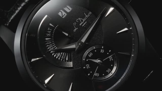 D 237.71.31. Часы L'Duchen смотреть онлайн