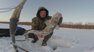 Зимняя рыбалка в Сибири, часть 43, сезон 2025 года.