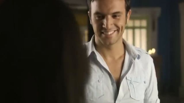 Noel Schajris - Momentos ((Salsa Versión) (Video)) ft. Victor Manuelle смотреть онлайн