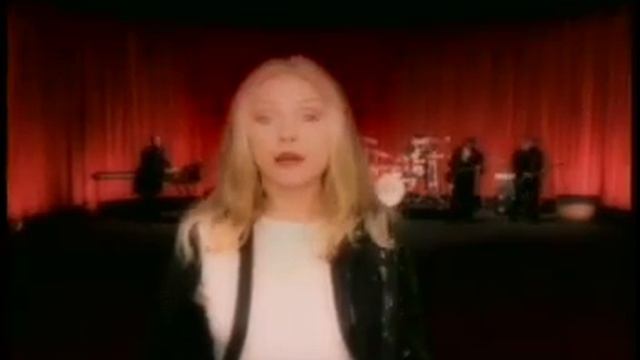 Blondie - Nothing Is Real But The Girl (1999) смотреть онлайн