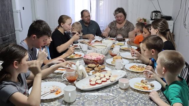 Мукбанг. Ярик жгет смотреть онлайн