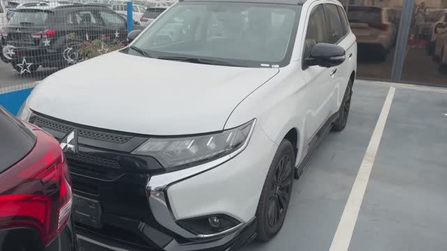 Mitsubishi Outlander 3 Black Edition новый 2022 г.в. из Дубая ОАЭ Цена 2.85 млн смотреть онлайн