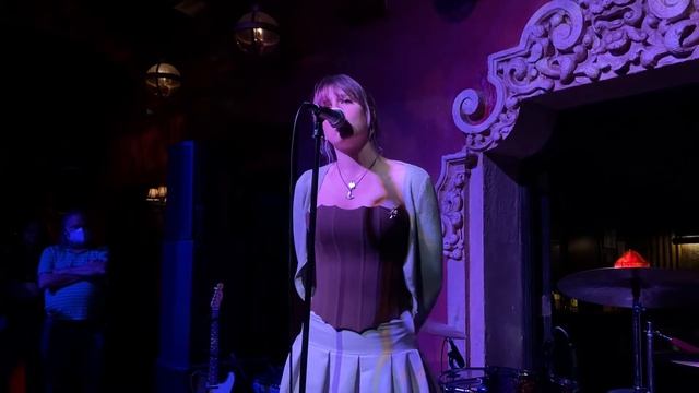 Marisa Maino at Bardot for Its A School Night 3-16-22. смотреть онлайн