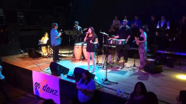 No Me Conoces- Marc Anthony cover- Celeste Rios- Salsa Del Rio-Texas State смотреть онлайн