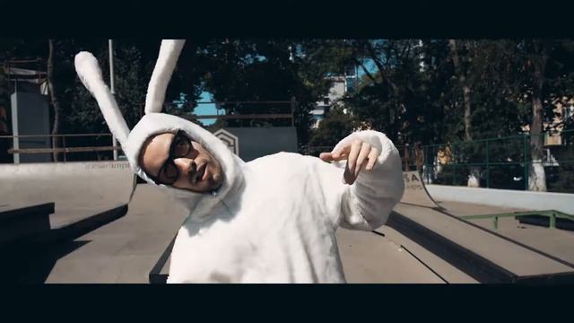 AMP STUDIO - White Rabbit (official video) смотреть онлайн