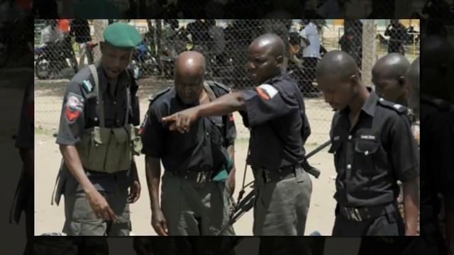 Police parade vigilante for alleged ritual killing смотреть онлайн
