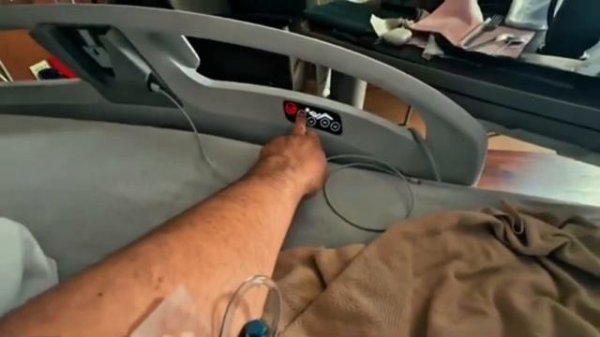 Больничная палата для русского мигранта в сша