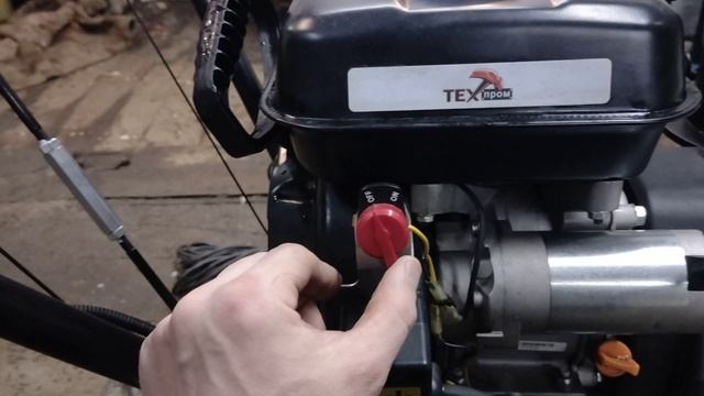 Обзор снегоуборщика "Техпром". смотреть онлайн