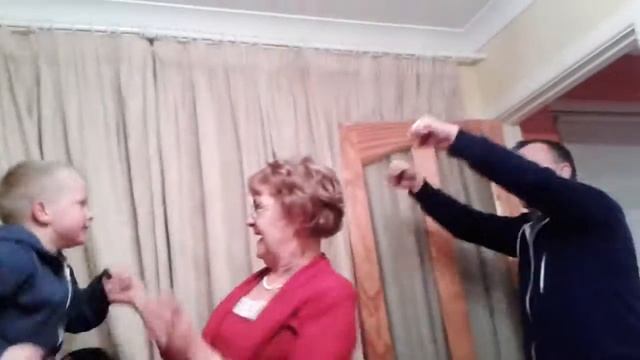 Great granny and great grandchild смотреть онлайн