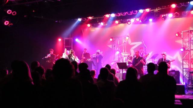 LOVE SWEAT AND TEARS @ THE CASABLANCA God Bless the USA смотреть онлайн