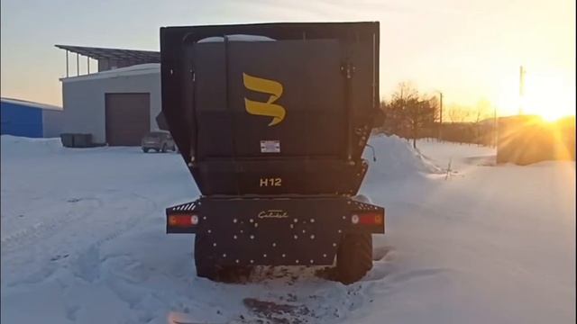 Миксер-кормораздатчик Celikel на выставке Тюмень Агро 2025 БалтАгроСнаб смотреть онлайн