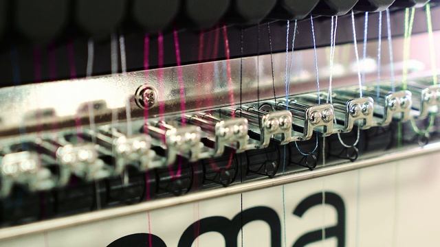 Машинная вышивка на одежде