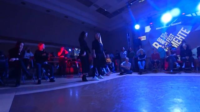 1 2 вакинг девочки катя и парень