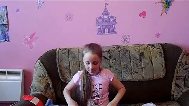 Обзор ОДЕЖДЫ моей младшей СЕСТРЫ 1 часть.))) смотреть онлайн