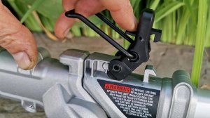 Аккумуляторный триммер Dewalt. Маленький помощн