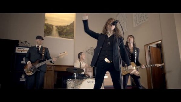 Rival Sons - Keep On Swinging [Official Video]