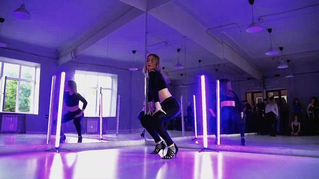 High heels ^ No Scrubs смотреть онлайн
