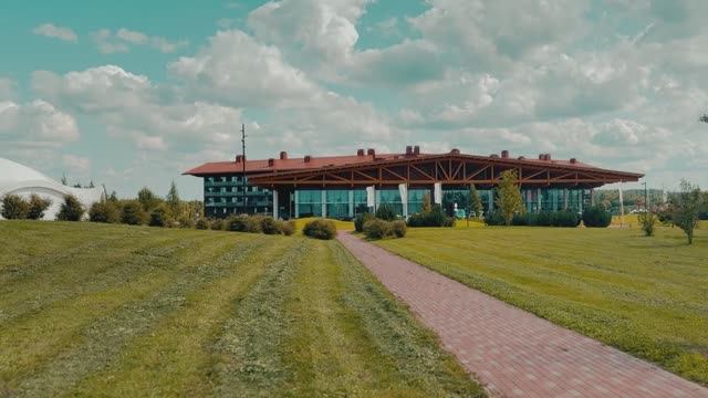 Детский лагерь Spa&Camp в Переславе Залесском. Парк отель Азимут