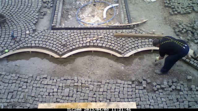 granite setts being laid to a country house courtyard смотреть онлайн