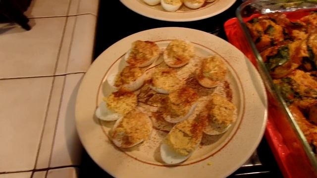 Vlog 2.10: Eat.  Keto On A Budget Episode 02 (Mealprep)