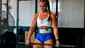 Michelle Basnett. Красотка из кроссфита не может найти себе парня